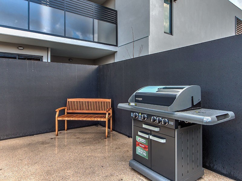 322 Pascoe Vale Road, Essendon VIC 3040