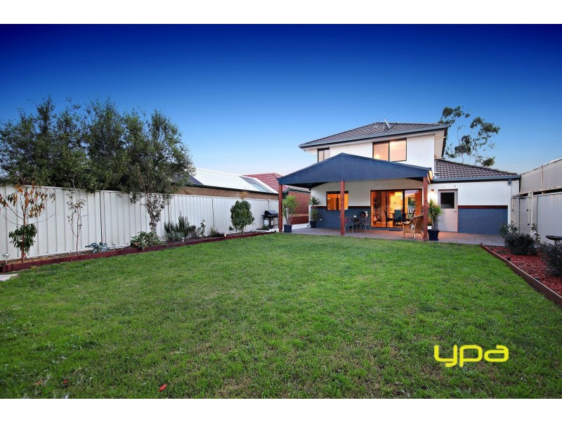 45 Abbington Crescent, Caroline Springs VIC 3023