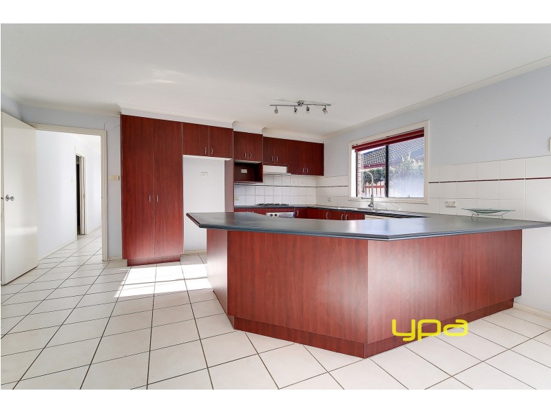 3 Highlander Court, Taylors Hill VIC 3037