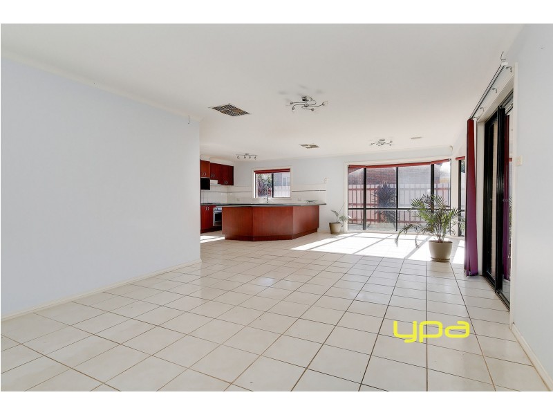 3 Highlander Court, Taylors Hill VIC 3037