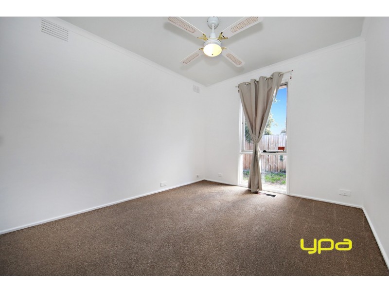 5 Garry Court, Kings Park VIC 3021