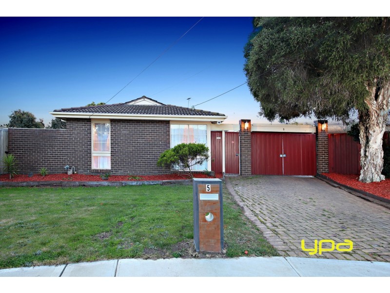 5 Garry Court, Kings Park VIC 3021