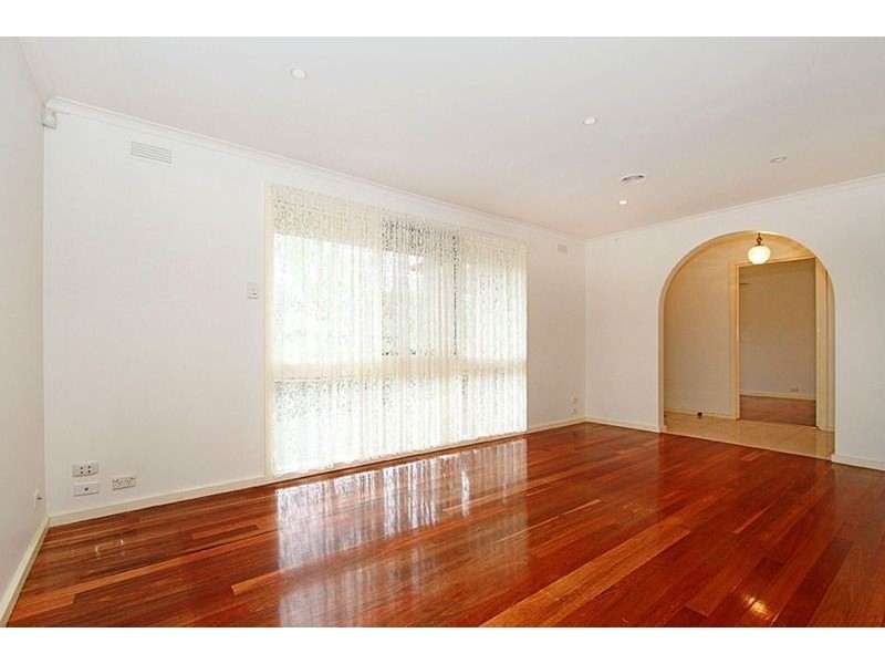 52 Pindari Avenue, Taylors Lakes VIC 3038