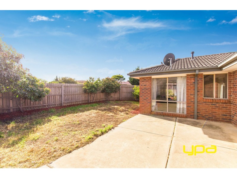 1/48 Hilton Way, Melton West VIC 3337