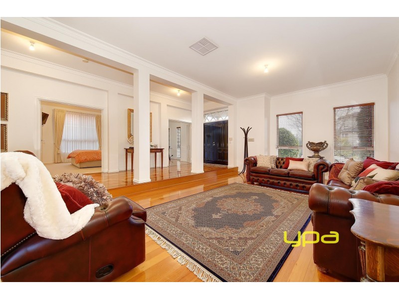 45 Wakelin Crescent, Taylors Lakes VIC 3038