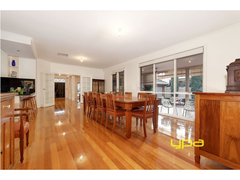 45 Wakelin Crescent, Taylors Lakes VIC 3038