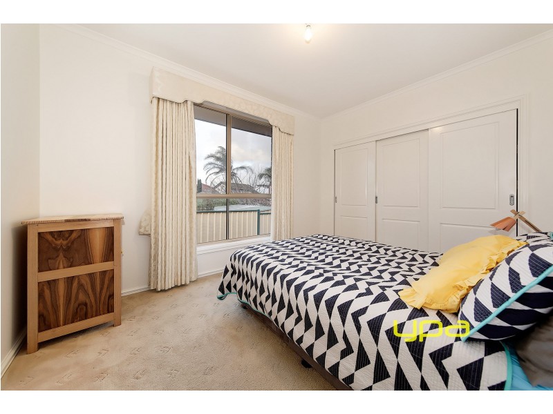 45 Wakelin Crescent, Taylors Lakes VIC 3038