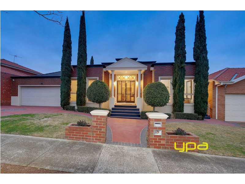 45 Wakelin Crescent, Taylors Lakes VIC 3038