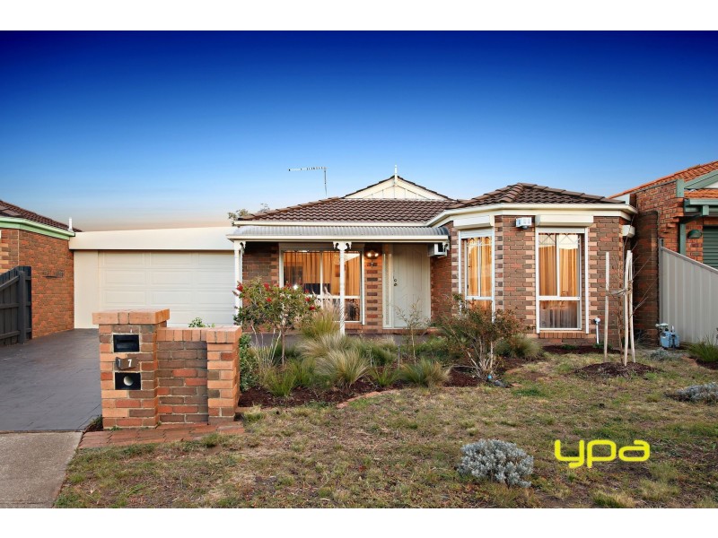 7 Alexander Close, Delahey VIC 3037