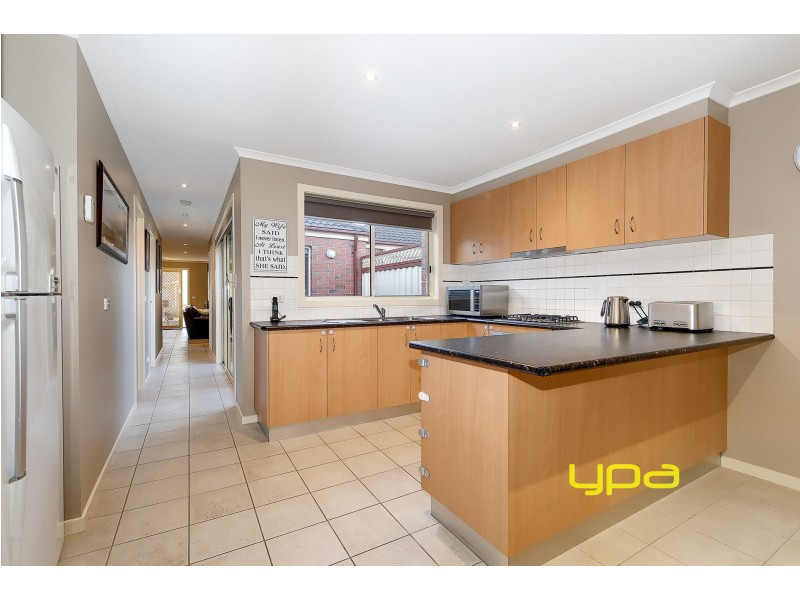 1/33 Jade Way, Hillside VIC 3037