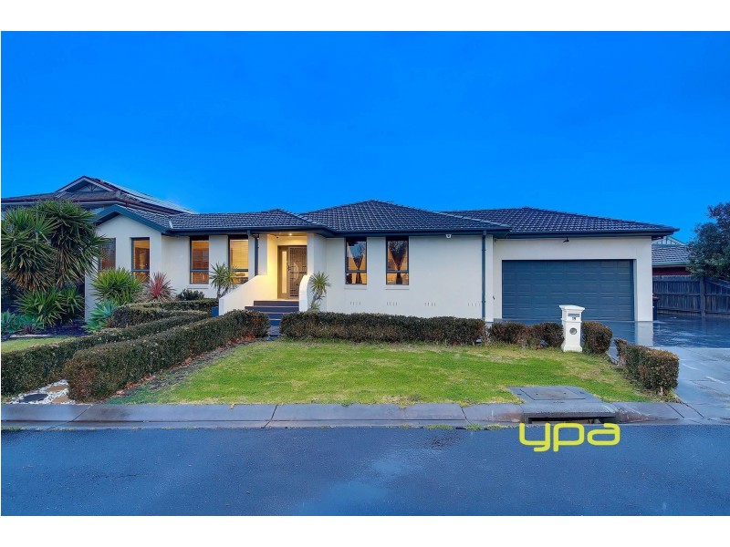 19 Highwood Drive, Hillside VIC 3037