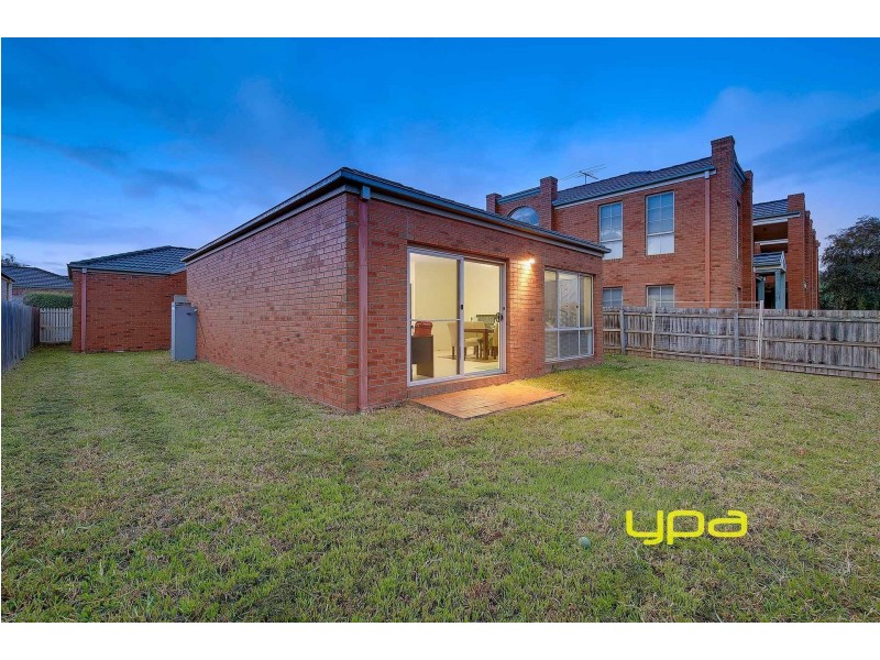47 Wattletree Drive, Taylors Hill VIC 3037
