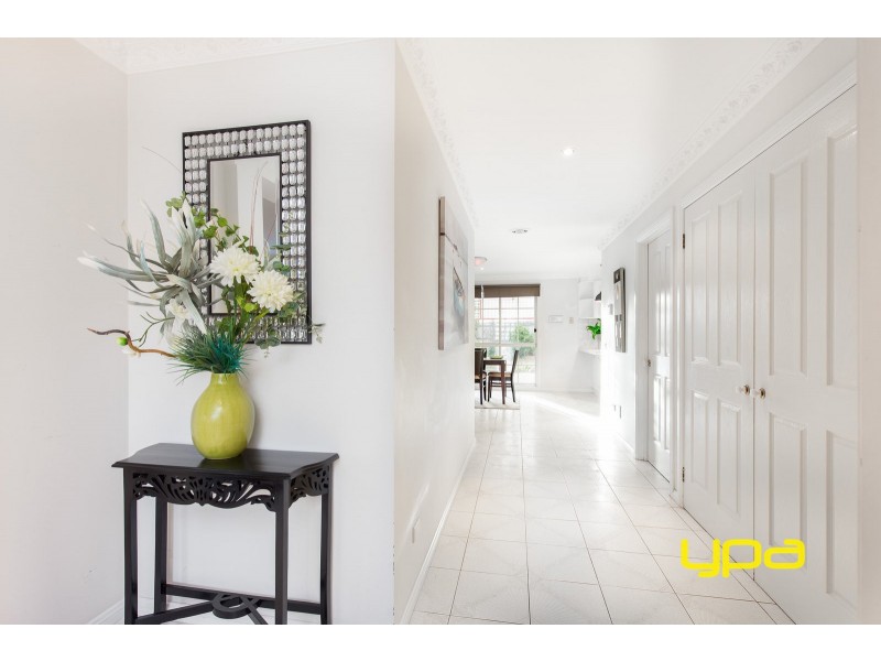 7 Wakelin Crescent, Taylors Lakes VIC 3038