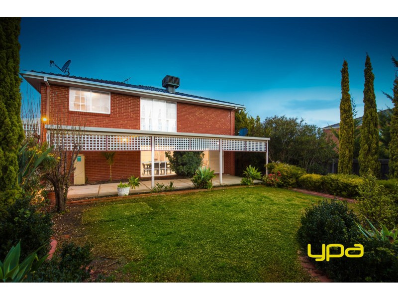 7 Wakelin Crescent, Taylors Lakes VIC 3038