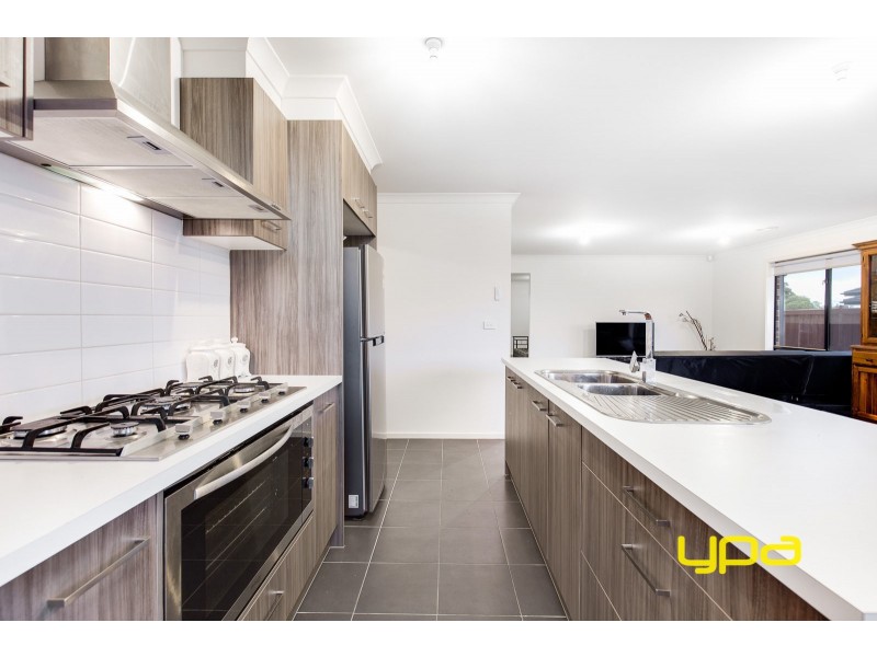 77 City Vista Court, Plumpton VIC 3335