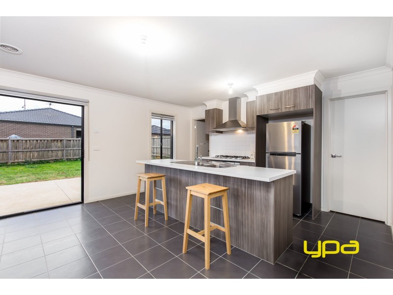 77 City Vista Court, Plumpton VIC 3335