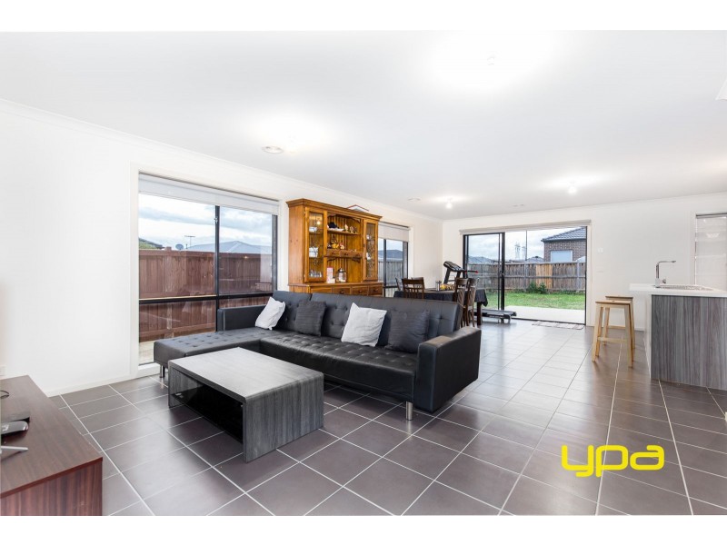77 City Vista Court, Plumpton VIC 3335