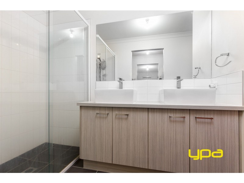 77 City Vista Court, Plumpton VIC 3335