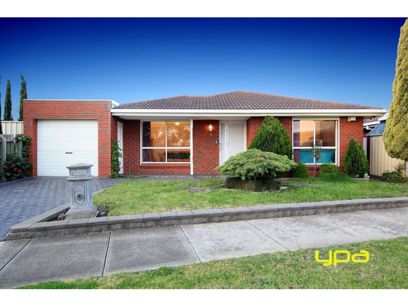 34 Yeats Drive, Delahey VIC 3037