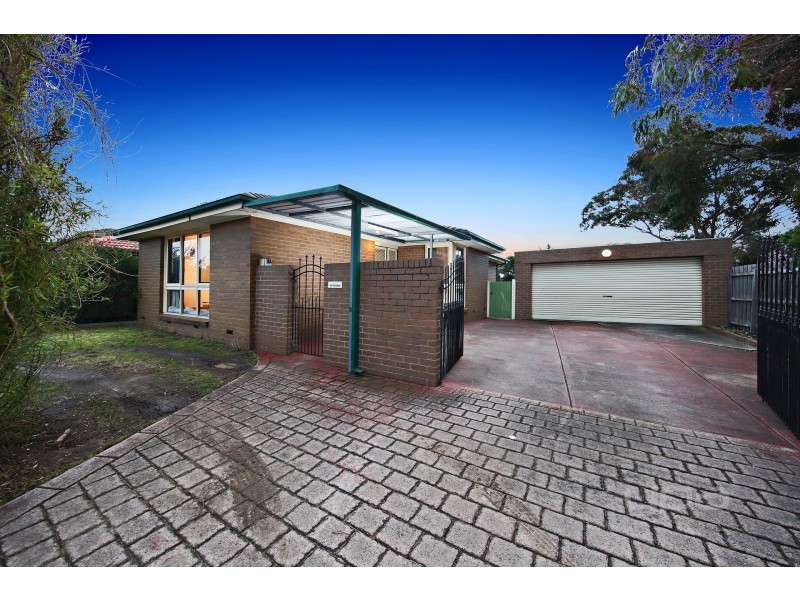 40 Lady Nelson Way, Taylors Lakes VIC 3038