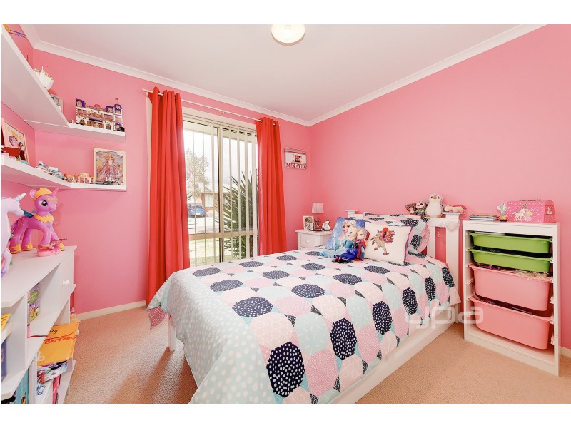 5 Silvana Way, Hillside VIC 3037