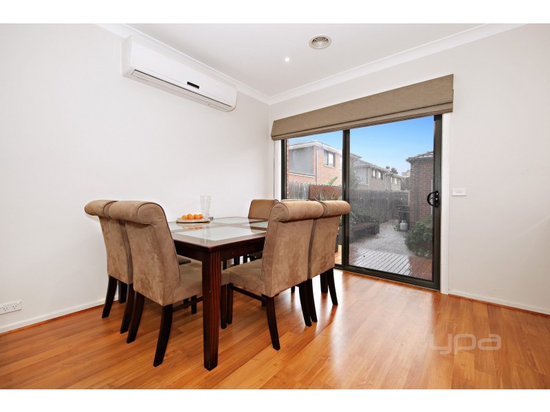 36 Eloura Circuit, Taylors Hill VIC 3037