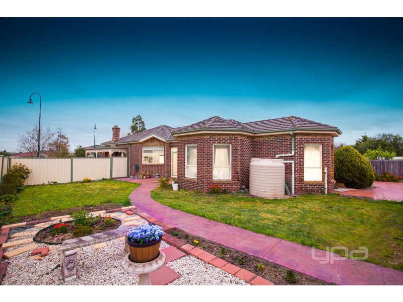 91 Royal Crescent, Hillside VIC 3037