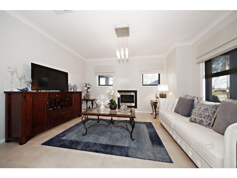 24 Goulding Drive, Plumpton VIC 3335