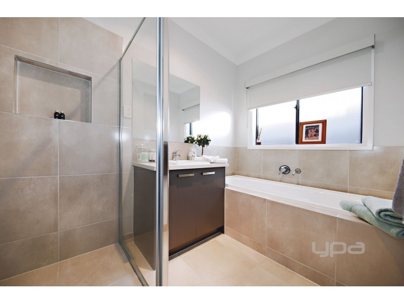 24 Goulding Drive, Plumpton VIC 3335