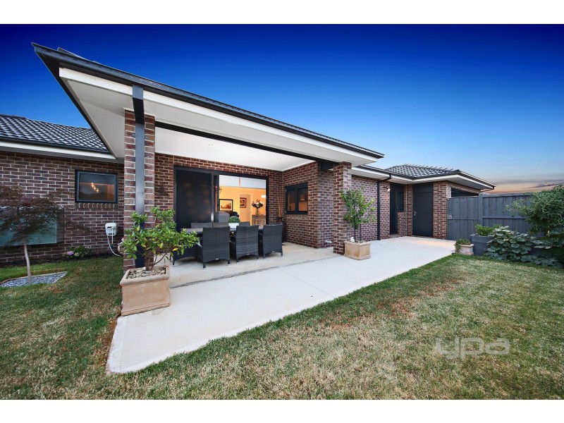 24 Goulding Drive, Plumpton VIC 3335