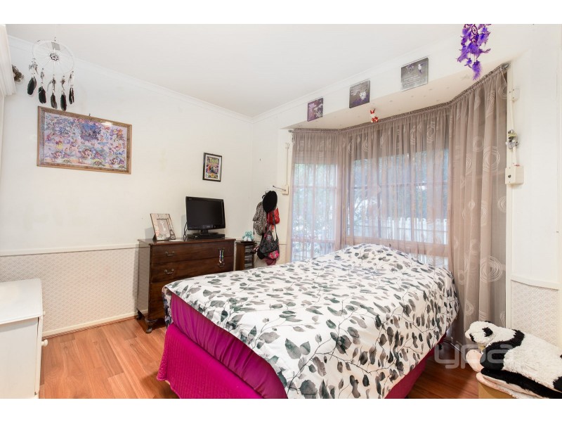 4 Milligan Parade, Sydenham VIC 3037