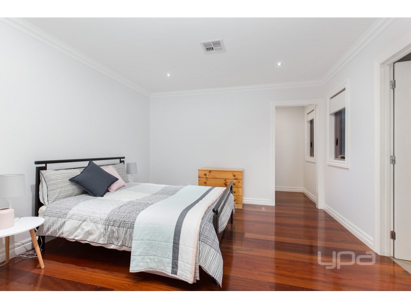 56 Tenterfield Drive, Burnside Heights VIC 3023