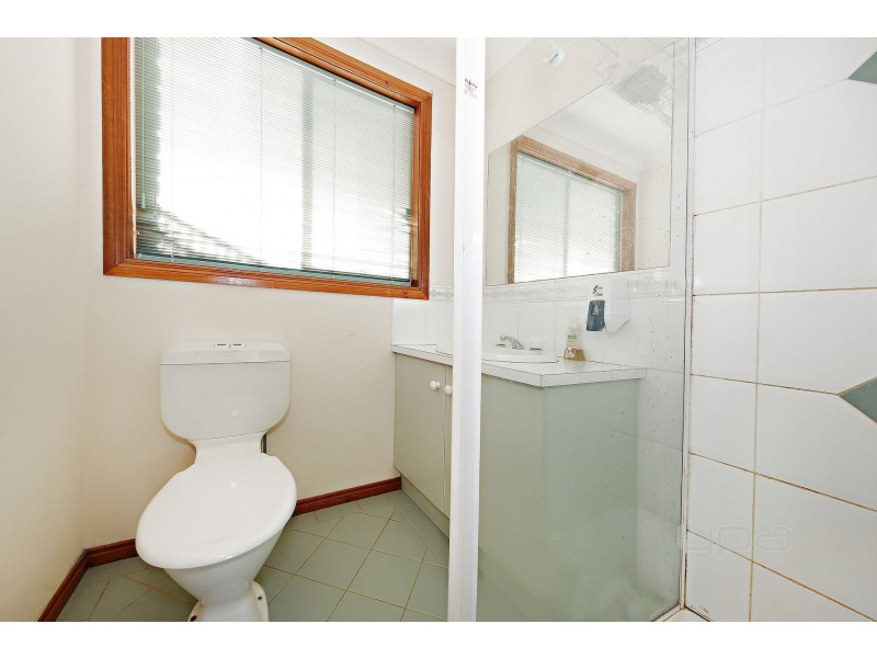 15 Ingoldsby Court, Delahey VIC 3037