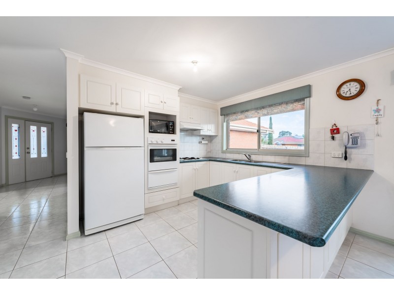 1 Excelsa Way, Hillside VIC 3037