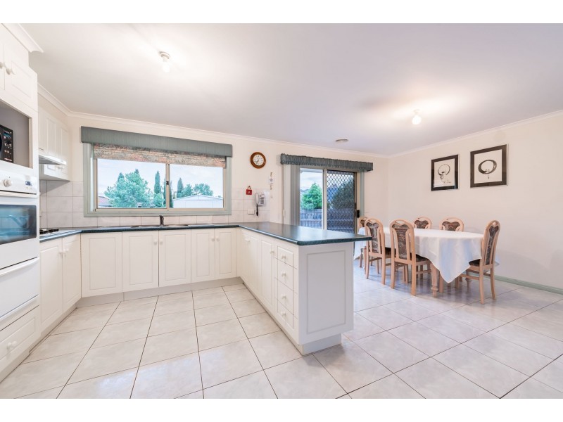 1 Excelsa Way, Hillside VIC 3037