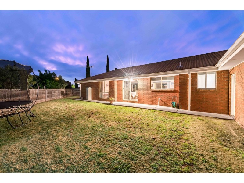 1 Excelsa Way, Hillside VIC 3037