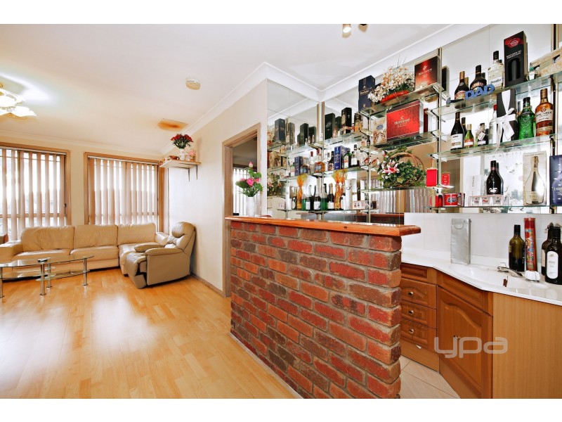 2 Smart Court, Delahey VIC 3037