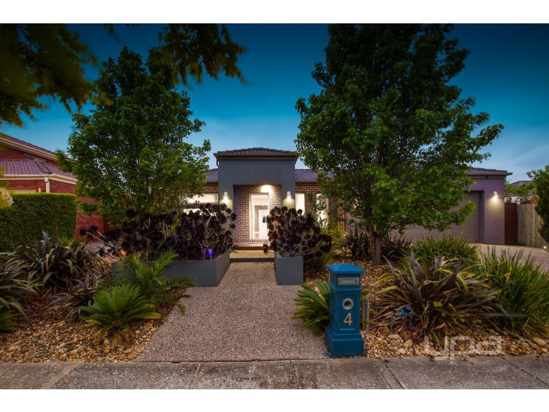 4 Pyrmont Terrace, Taylors Hill VIC 3037