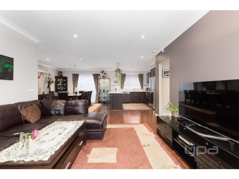 4 Pyrmont Terrace, Taylors Hill VIC 3037