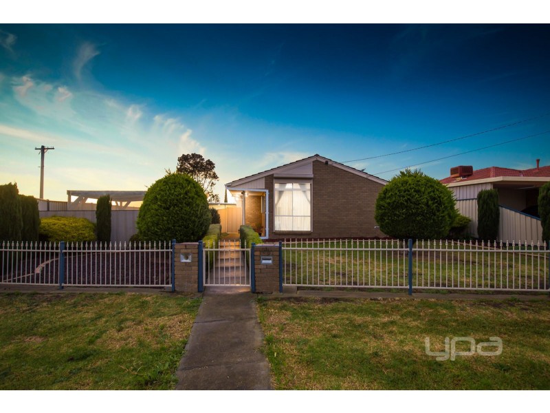 28 Unicorn Way, Kings Park VIC 3021