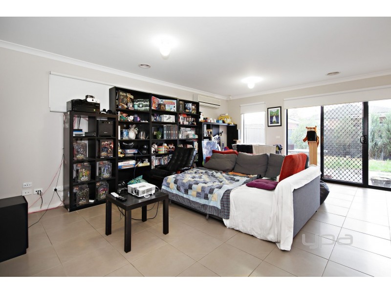 7 Hawkstone Road, Wyndham Vale VIC 3024