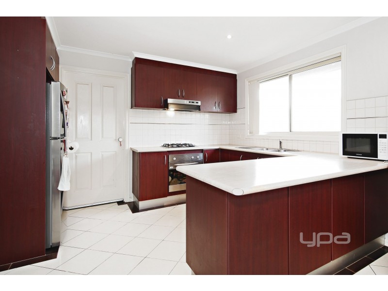 1/111 – 113 Pecks Road, Sydenham VIC 3037