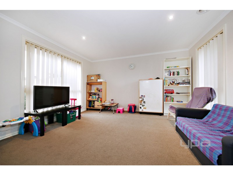 1/111 – 113 Pecks Road, Sydenham VIC 3037