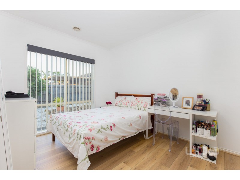 13 York Close, Taylors Hill VIC 3037