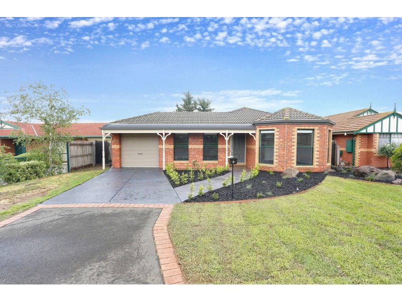 6 Oakwood Court, Hillside VIC 3037