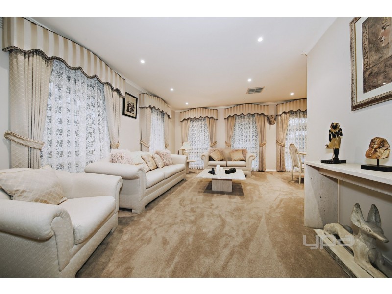 20 Munich Drive, Keilor Downs VIC 3038