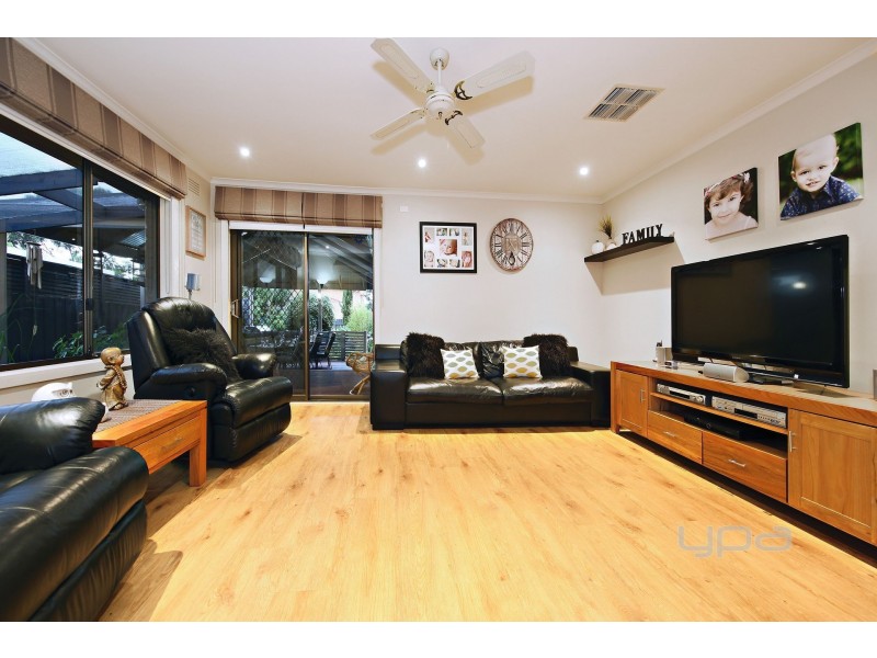 20 Munich Drive, Keilor Downs VIC 3038