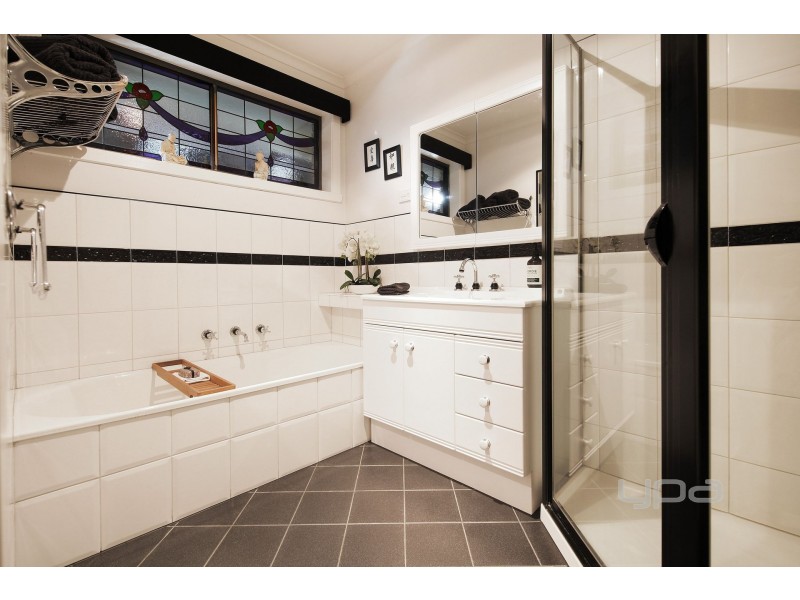 20 Munich Drive, Keilor Downs VIC 3038