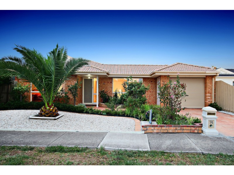 74 Brindalee Way, Hillside VIC 3037