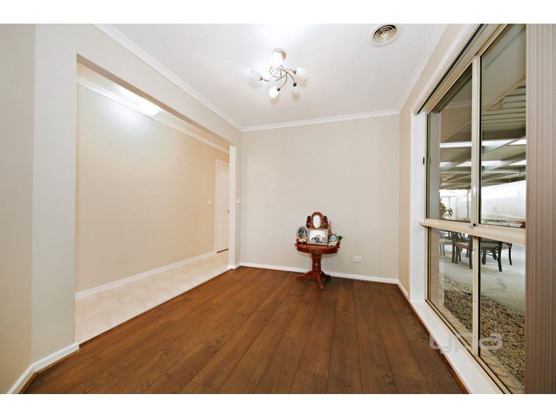 74 Brindalee Way, Hillside VIC 3037